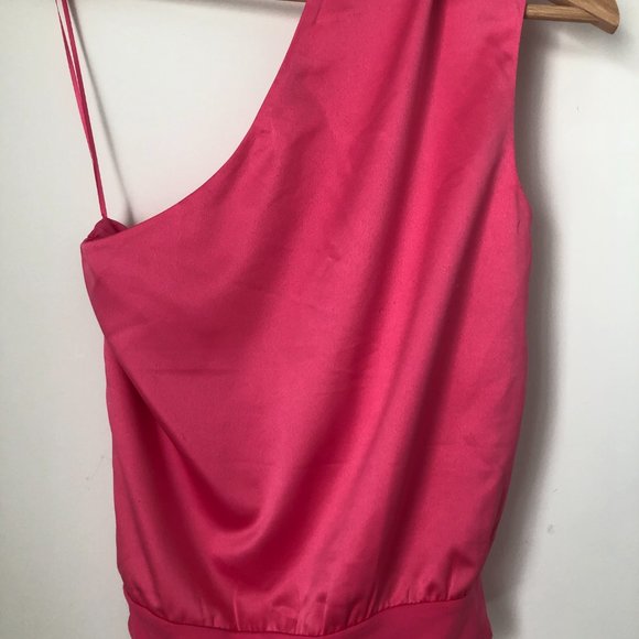 Dynamite One Shoulder Satin Top - Picture 2 of 4